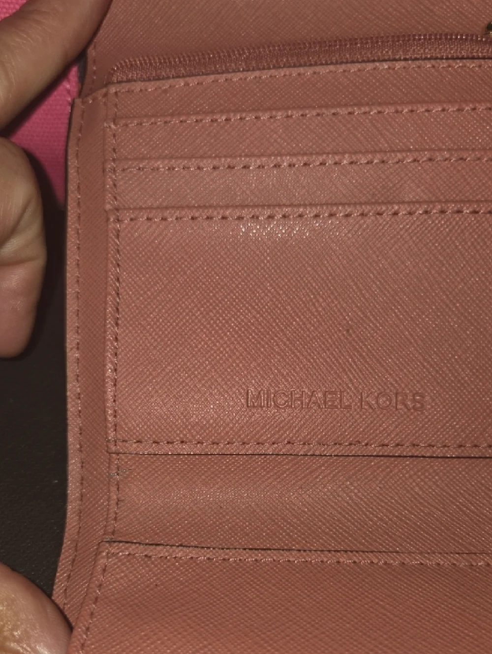 Michael Kors Dusty Rose Saffiano Leather Compact Wallet with Gold Logo - Picture 5 of 13